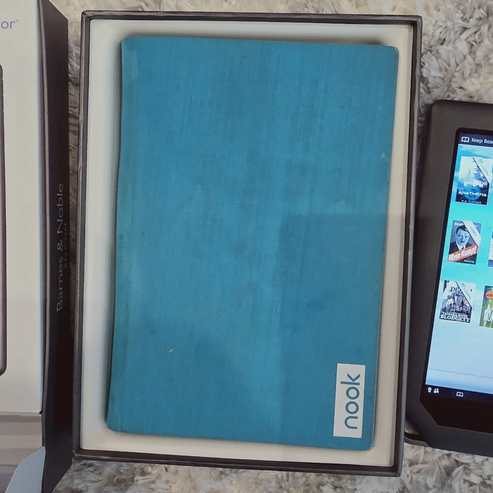 Nook with case